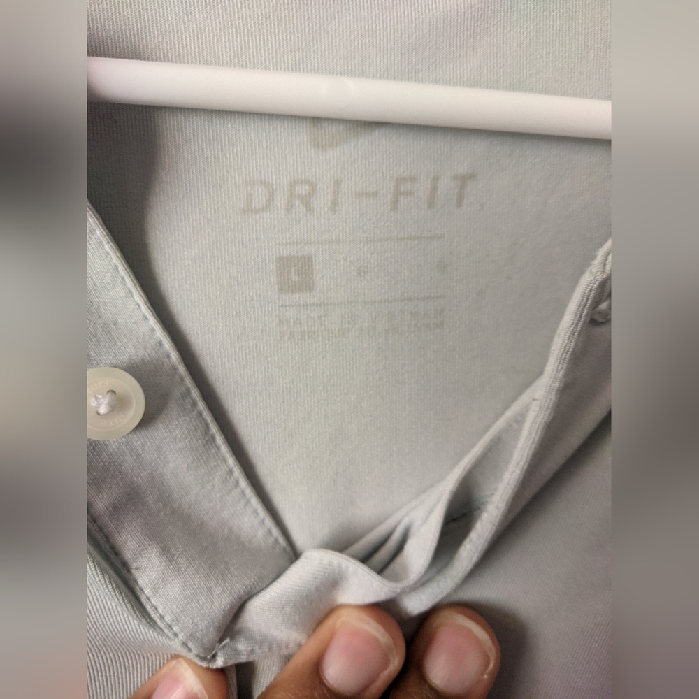 Button Ups - Picture 6 of 6